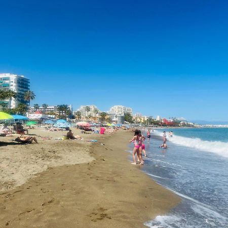 Luxury Beachfront Apartment In Benalmadena Costa מראה חיצוני תמונה