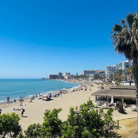 Luxury Beachfront Apartment In Benalmadena Costa מראה חיצוני תמונה