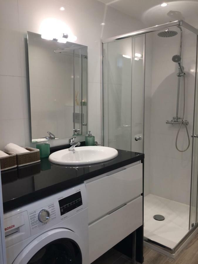 Luxury Beachfront Apartment In Benalmadena Costa מראה חיצוני תמונה