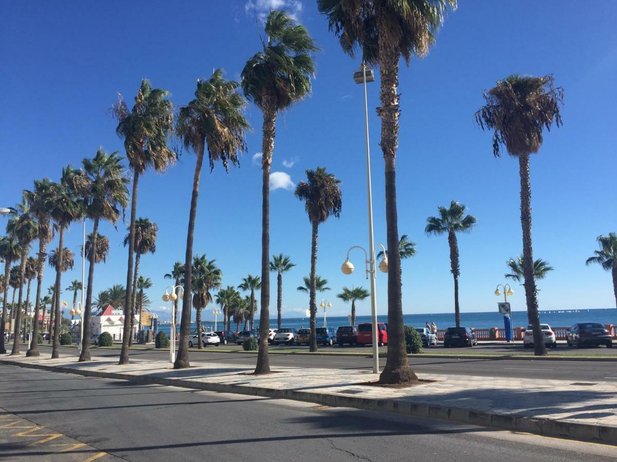Luxury Beachfront Apartment In Benalmadena Costa מראה חיצוני תמונה