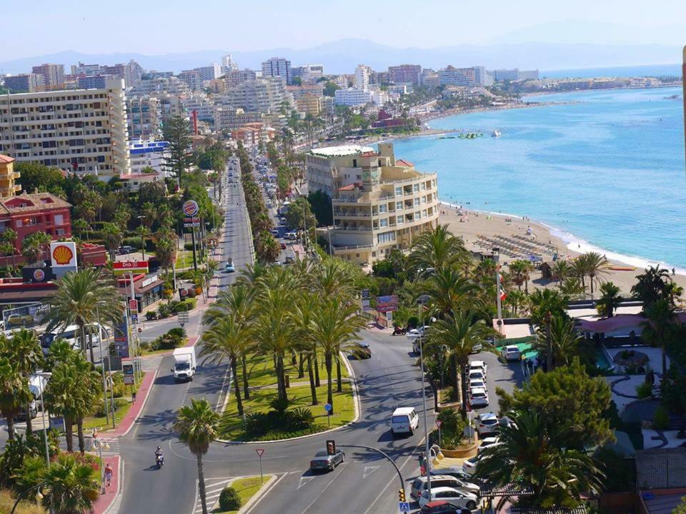 Luxury Beachfront Apartment In Benalmadena Costa מראה חיצוני תמונה